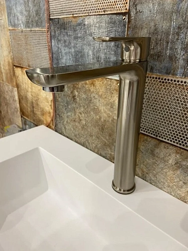 Смеситель для раковины ArtDecco Celeste ACL028LSF никель Смеситель для раковины ArtDecco Celeste ACL028LSF никель