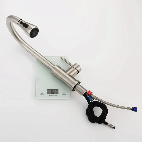 Смеситель для кухни Splenka S203.49.05 с выдвижным изливом, сатин Смеситель для кухни Splenka S203.49.05 с выдвижным изливом, сатин