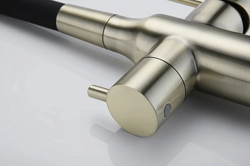 Смеситель для кухни Paulmark Salix бронза Sa213419-BR Смеситель для кухни Paulmark Salix бронза Sa213419-BR