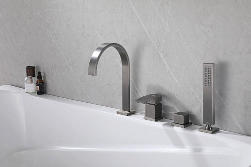 Смеситель на борт ванны ABBER Wasserfall AF8613NG никель Смеситель на борт ванны ABBER Wasserfall AF8613NG никель