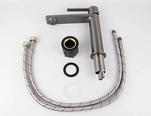 Смеситель для раковины Kaiser Serio 05311-15 воронёная сталь Смеситель для раковины Kaiser Serio 05311-15 воронёная сталь