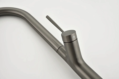 Смеситель для кухни AQUAme Cucina AQM9905GM с выдвижным изливом, с подключением к фильтру с питьевой водой, металл Смеситель для кухни AQUAme Cucina AQM9905GM с выдвижным изливом, с подключением к фильтру с питьевой водой, металл