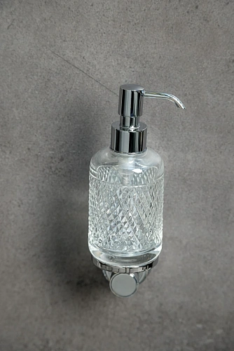 Дозатор жидкого мыла Boheme AURA Chrome 10247-CR Дозатор жидкого мыла Boheme AURA Chrome 10247-CR