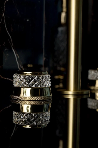 Смеситель для раковины Boheme AURA GOLD 152-G-A Смеситель для раковины Boheme AURA GOLD 152-G-A