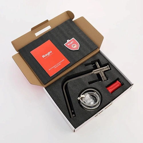 Смеситель для кухни Raglo R81.61.09 с подключением к фильтру, графит Смеситель для кухни Raglo R81.61.09 с подключением к фильтру, графит