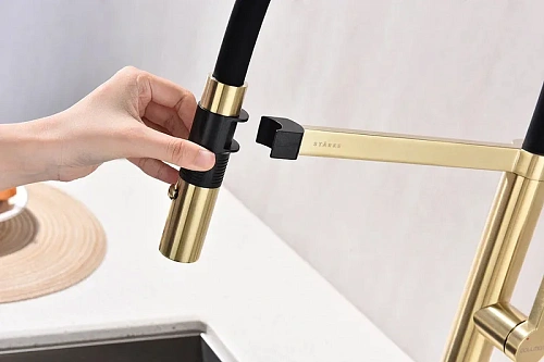 Смеситель для кухни Paulmark LEADER светлое золото Le214101-LG Смеситель для кухни Paulmark LEADER светлое золото Le214101-LG