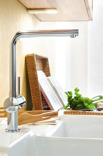 Смеситель для кухни GROHE Minta с L-изливом, хром (31375000) Смеситель для кухни GROHE Minta с L-изливом, хром (31375000)