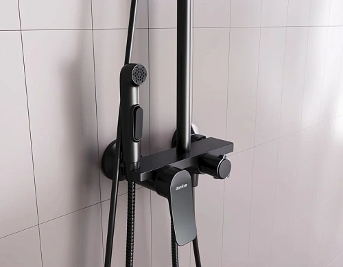 Душевая система со смесителем-полкой Damixa Apollo DX220910300 Душевая система со смесителем-полкой Damixa Apollo DX220910300