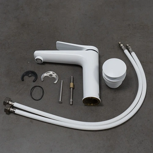 Смеситель для раковины Lemark Bronx LM3737MW монолитный, белый/матовый Смеситель для раковины Lemark Bronx LM3737MW монолитный, белый/матовый