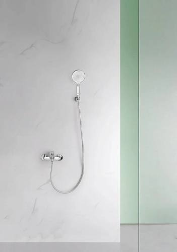 Смеситель для ванны ARROW AG3605 хром Смеситель для ванны ARROW AG3605 хром