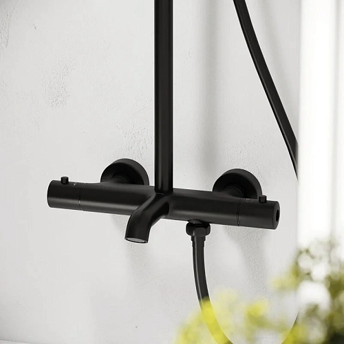 Душевая система Sancos Game SC3001LMB с изливом и термостатом Game, с регулировкой по высоте, черный матовый Душевая система Sancos Game SC3001LMB с изливом и термостатом Game, с регулировкой по высоте, черный матовый