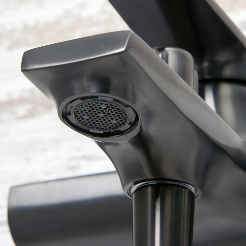 Смеситель для ванны WasserKRAFT Wiese 8401 оружейная сталь Смеситель для ванны WasserKRAFT Wiese 8401 оружейная сталь