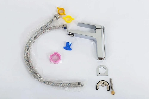 Смеситель для раковины BelBagno ARDENTE-LVM-CRM-W0 хром Смеситель для раковины BelBagno ARDENTE-LVM-CRM-W0 хром