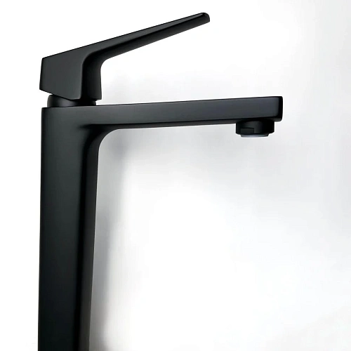 Смеситель для раковины Paini Bari RTYO205LL высокий, черный Смеситель для раковины Paini Bari RTYO205LL высокий, черный