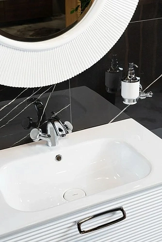 Зеркало Armadi Art SHINE 528-W light белое с подсветкой d82 Зеркало Armadi Art SHINE 528-W light белое с подсветкой d82