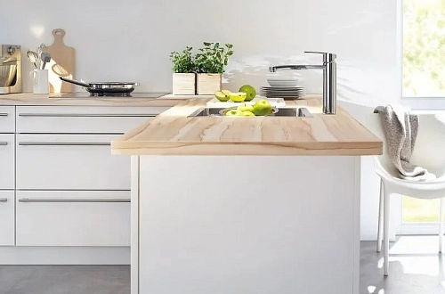 Смеситель для кухни GROHE Eurostyle Cosmopolitan со средним изливом, хром (31124002) Смеситель для кухни GROHE Eurostyle Cosmopolitan со средним изливом, хром (31124002)