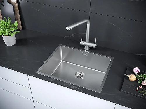 Кухонная мойка Paulmark NEXT 54 UNI, PM215444-BS, брашированная нерж.сталь, 540х440мм 1,2мм Кухонная мойка Paulmark NEXT 54 UNI, PM215444-BS, брашированная нерж.сталь, 540х440мм 1,2мм