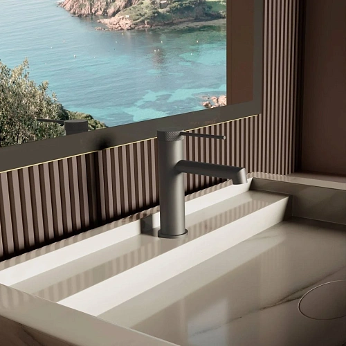 Смеситель для раковины Vincea Rim VBF-2RM1GM однорычажный, вороненая сталь Смеситель для раковины Vincea Rim VBF-2RM1GM однорычажный, вороненая сталь