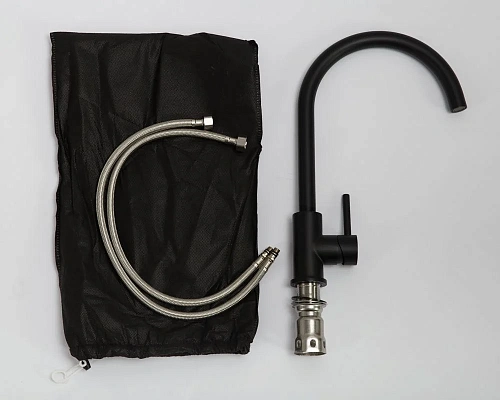 Смеситель для кухни BelBagno BB-LAM03-2-IN-NERO черный Смеситель для кухни BelBagno BB-LAM03-2-IN-NERO черный