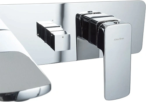 Смеситель для ванны с душем Allen Brau Infinity 5.21007-00 с внутренней частью Смеситель для ванны с душем Allen Brau Infinity 5.21007-00 с внутренней частью