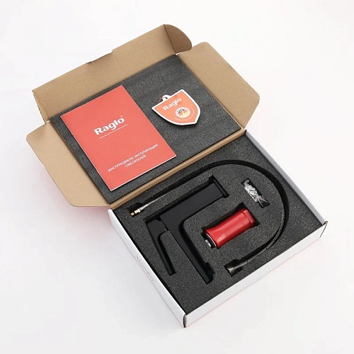 Смеситель для раковины Raglo R51.10.06, черный Смеситель для раковины Raglo R51.10.06, черный