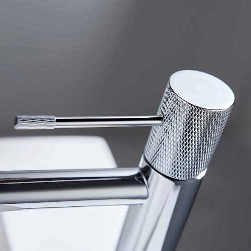 Смеситель для раковины Vincea Desire VBF-1D1CH хром Смеситель для раковины Vincea Desire VBF-1D1CH хром