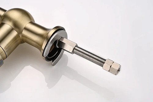 Смеситель для кухни Paulmark Retro бронза Re213226-BR Смеситель для кухни Paulmark Retro бронза Re213226-BR