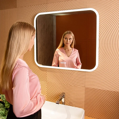 Зеркало Silver mirrors СТИВ-4 700x680 Сенсорный выключатель + ЧАСЫ ФР-00001699 Зеркало Silver mirrors СТИВ-4 700x680 Сенсорный выключатель + ЧАСЫ ФР-00001699