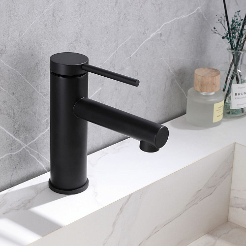 Смеситель для раковины ABBER Emotion AF8810B черный матовый Смеситель для раковины ABBER Emotion AF8810B черный матовый
