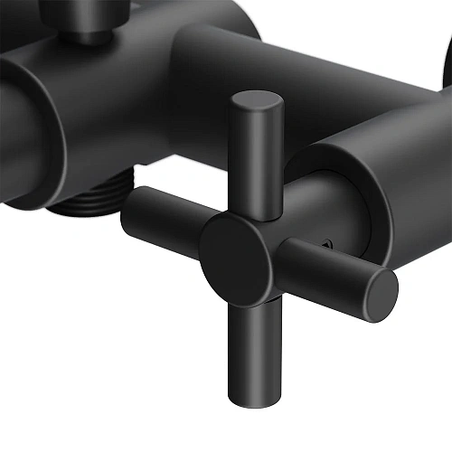 Смеситель для ванны Damixa RedBlu Neo Classic 241000000 черный Смеситель для ванны Damixa RedBlu Neo Classic 241000000 черный