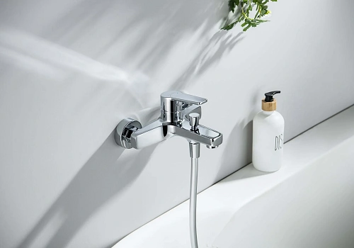 Смеситель для ванны Aquatek ЛУГАНО AQ1740CR хром Смеситель для ванны Aquatek ЛУГАНО AQ1740CR хром