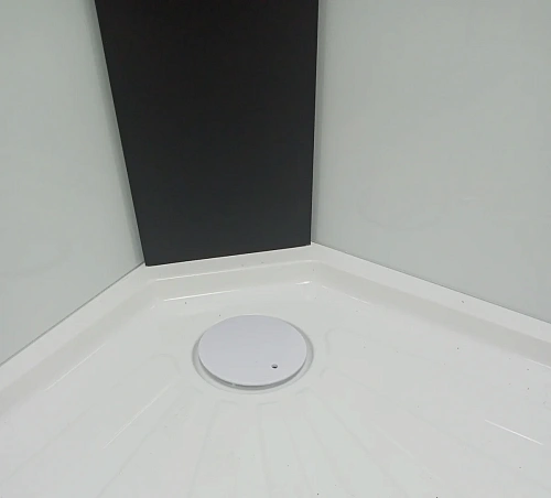 Душевая кабина Ceruttispa CHIKA901B без крыши 90x90x215-225 профиль черный, стекло прозрачное Душевая кабина Ceruttispa CHIKA901B без крыши 90x90x215-225 профиль черный, стекло прозрачное