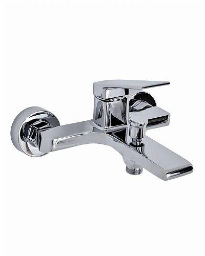 Смеситель для ванны Orange GAUSS M30-100cr хром Смеситель для ванны Orange GAUSS M30-100cr хром