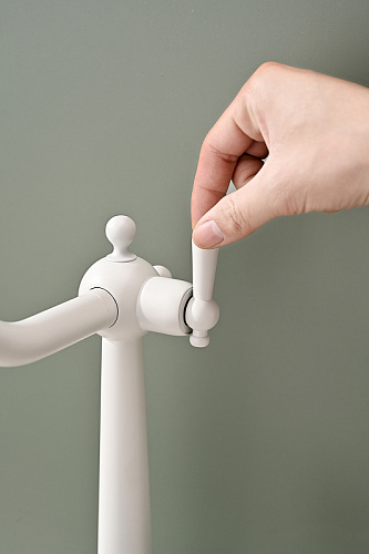 Смеситель для кухни Paulmark RETRO белый матовый Re213226-WH Смеситель для кухни Paulmark RETRO белый матовый Re213226-WH