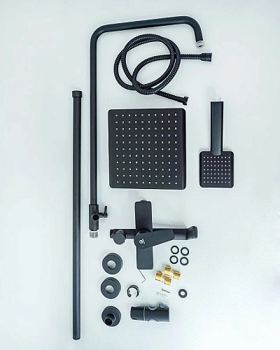 Душевая система Agger Brilliant A0394444 с изливом, черный Душевая система Agger Brilliant A0394444 с изливом, черный