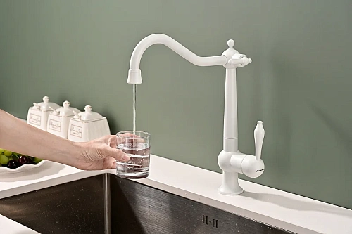 Смеситель для кухни Paulmark RETRO белый матовый Re213226-WH Смеситель для кухни Paulmark RETRO белый матовый Re213226-WH