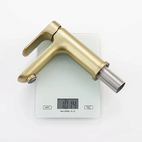 Смеситель для раковины Raglo R03.10.03, золотой сатин Смеситель для раковины Raglo R03.10.03, золотой сатин