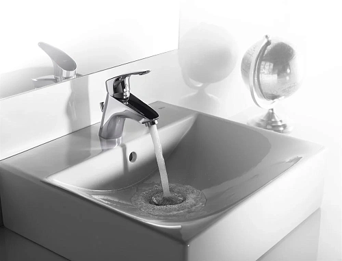 Раковина Roca Diverta 47x44 327111000 Раковина Roca Diverta 47x44 327111000