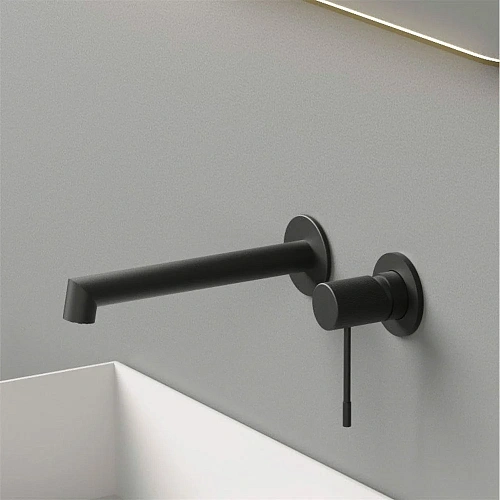 Смеситель для раковины Vincea Desire VBFW-1D1MB встраиваемый черный Смеситель для раковины Vincea Desire VBFW-1D1MB встраиваемый черный