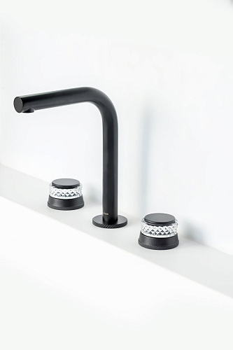 Смеситель для раковины Boheme AURA BLACK 152-CR-B Смеситель для раковины Boheme AURA BLACK 152-CR-B