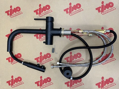 Смеситель для кухни Timo Saona 2356/03FL с подключением фильтра и выдвижной лейкой черный Смеситель для кухни Timo Saona 2356/03FL с подключением фильтра и выдвижной лейкой черный