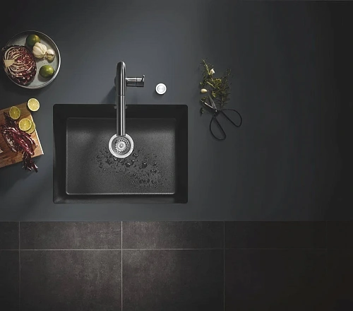 Кухонная мойка GROHE K700U с одной чашей, 610 x 460 мм, черный гранит (31655AP0) Кухонная мойка GROHE K700U с одной чашей, 610 x 460 мм, черный гранит (31655AP0)