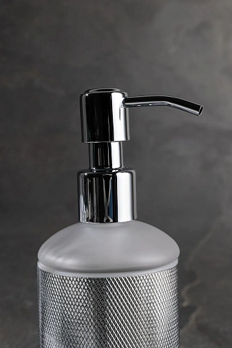 Дозатор жидкого мыла Allen Brau Allen Brau Priority 6.31A06-00 хром Дозатор жидкого мыла Allen Brau Allen Brau Priority 6.31A06-00 хром