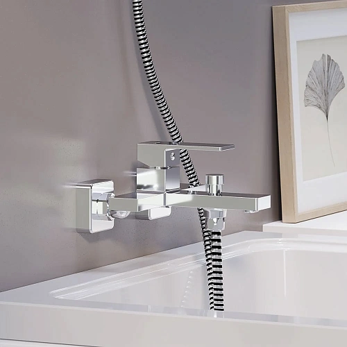 Смеситель для ванны Damixa Gala 531000000 хром Смеситель для ванны Damixa Gala 531000000 хром