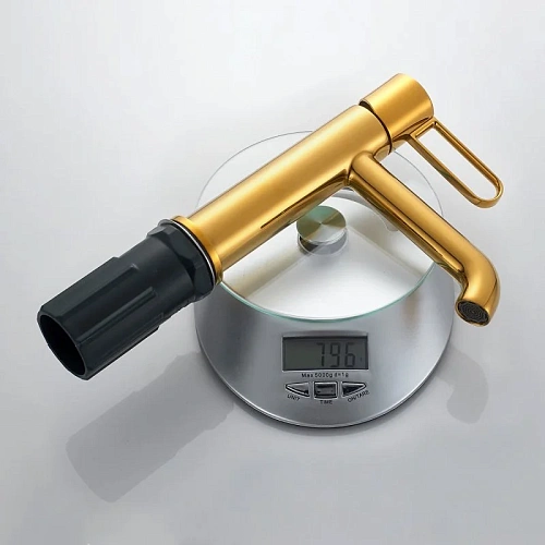 Смеситель для раковины Splenka S03.10.23, золото Смеситель для раковины Splenka S03.10.23, золото