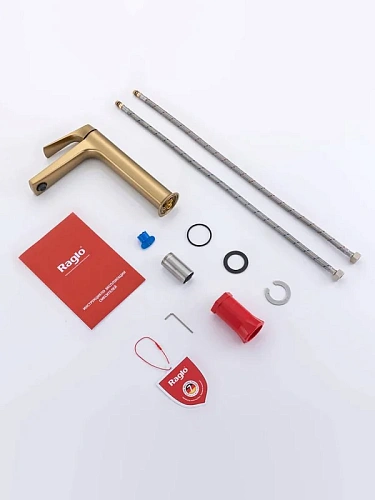 Смеситель для раковины Raglo R07.15.03 высокий, монолитный, сатин золотой Смеситель для раковины Raglo R07.15.03 высокий, монолитный, сатин золотой