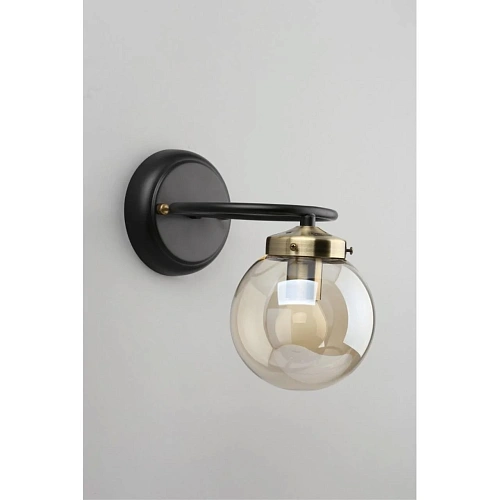 Светильник настенный (Бра) Omnilux Sorrento OML-94001-01 Светильник настенный (Бра) Omnilux Sorrento OML-94001-01