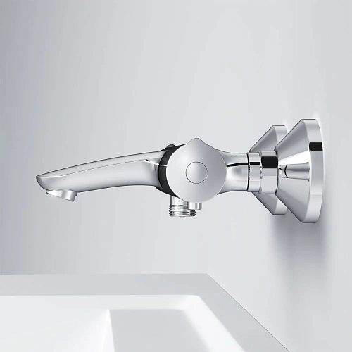 Смеситель для ванны AM.PM Like F8050000 с термостатом, хром Смеситель для ванны AM.PM Like F8050000 с термостатом, хром