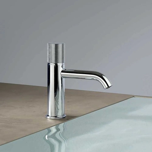 Душевой лоток Paini Medium CH650MC 650 мм, черный матовый Душевой лоток Paini Medium CH650MC 650 мм, черный матовый