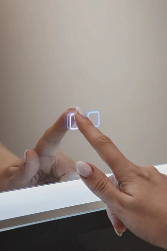 Зеркало SILVER MIRRORS Мальта RGB 550х800 (LED-00002511) Зеркало SILVER MIRRORS Мальта RGB 550х800 (LED-00002511)